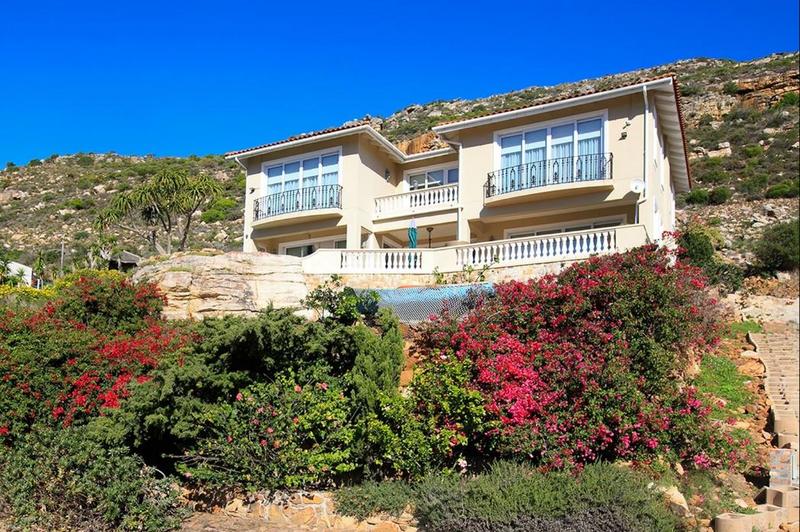 4 Bedroom Property for Sale in Fish Hoek Western Cape